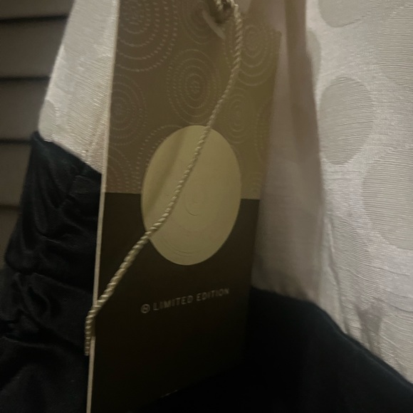 NEW Target Limited HOLIDAY edition dress, size 6. Brand new with tag. - Picture 7 of 10